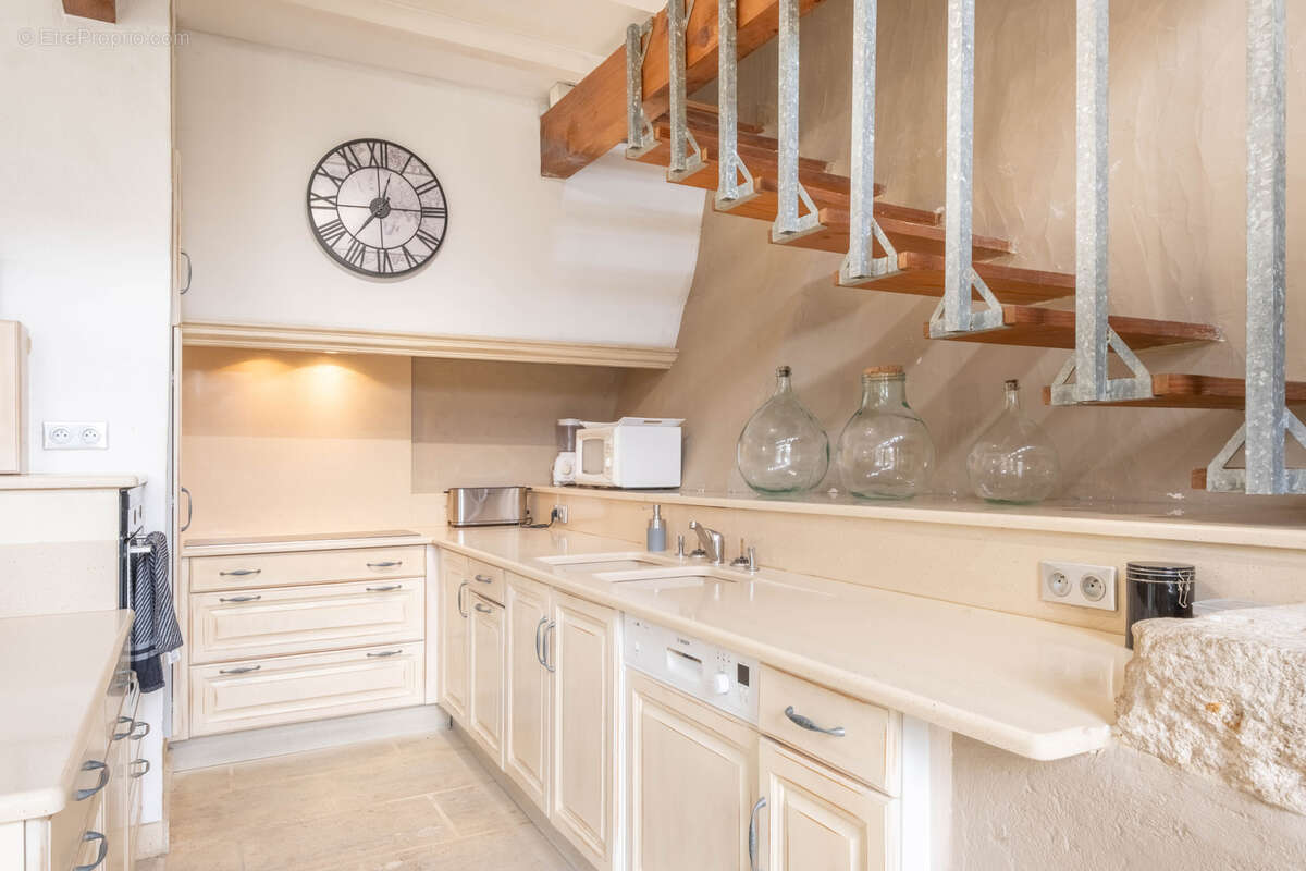 Maison à CABRIERES-D'AVIGNON