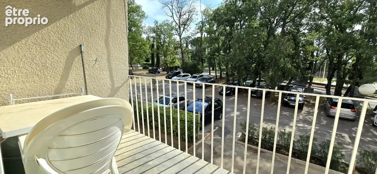 Appartement à GREOUX-LES-BAINS