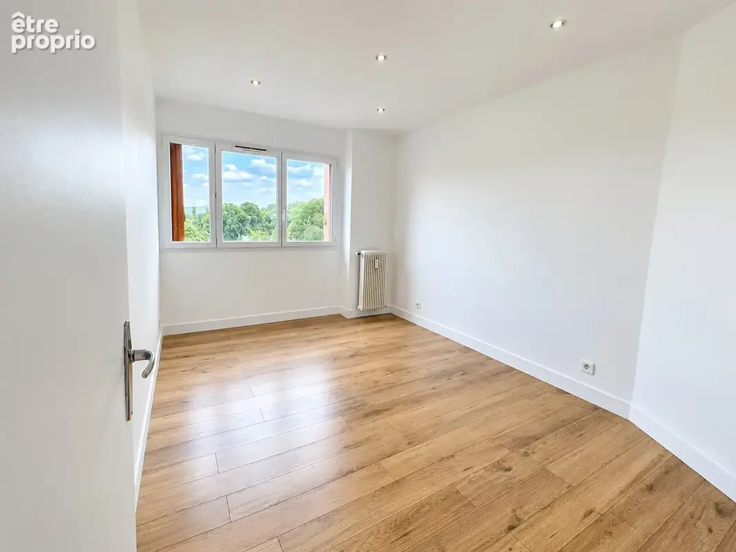 Appartement 4 pièces 87 m² à vendre à Versailles (78000) - photo 3
