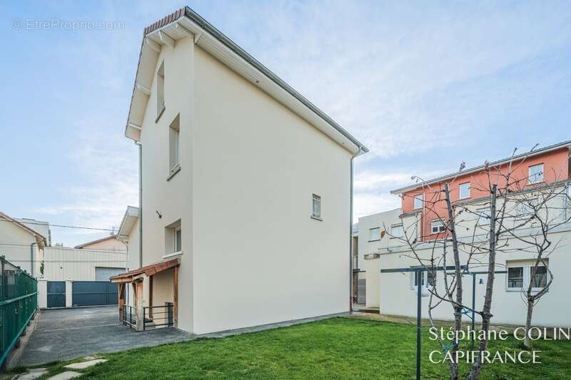 Maison à ECHIROLLES