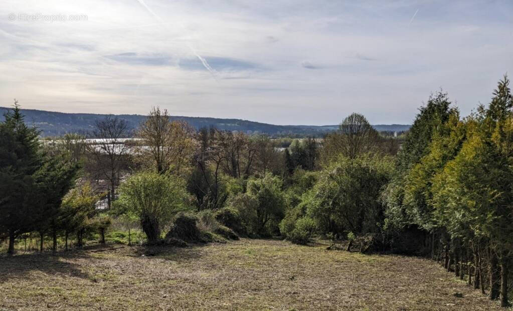 Terrain à LA FERTE-SOUS-JOUARRE