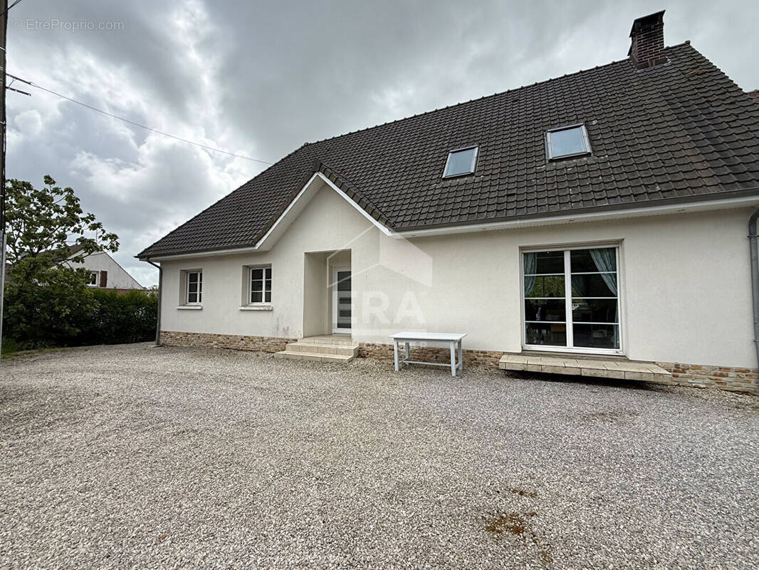 Maison à LA CAPELLE-LES-BOULOGNE