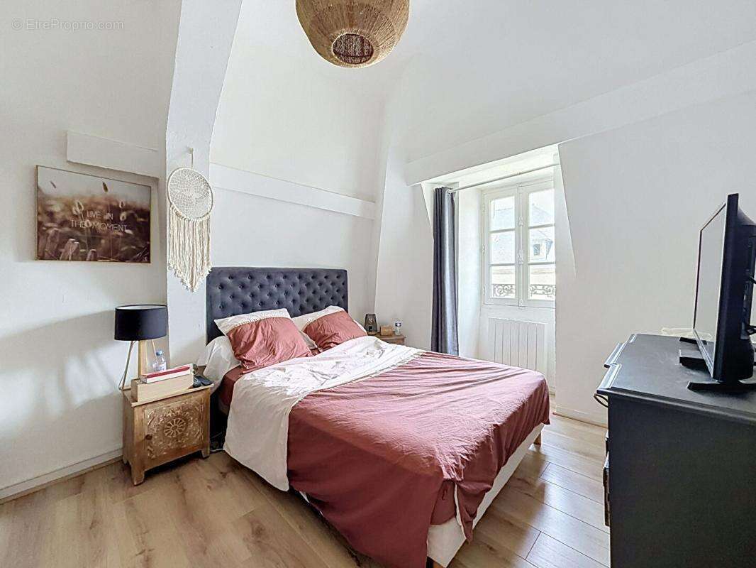 Duplex de charme - centre historique - photo 6