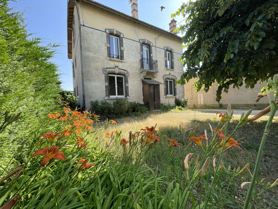 Appartement à NUITS-SAINT-GEORGES