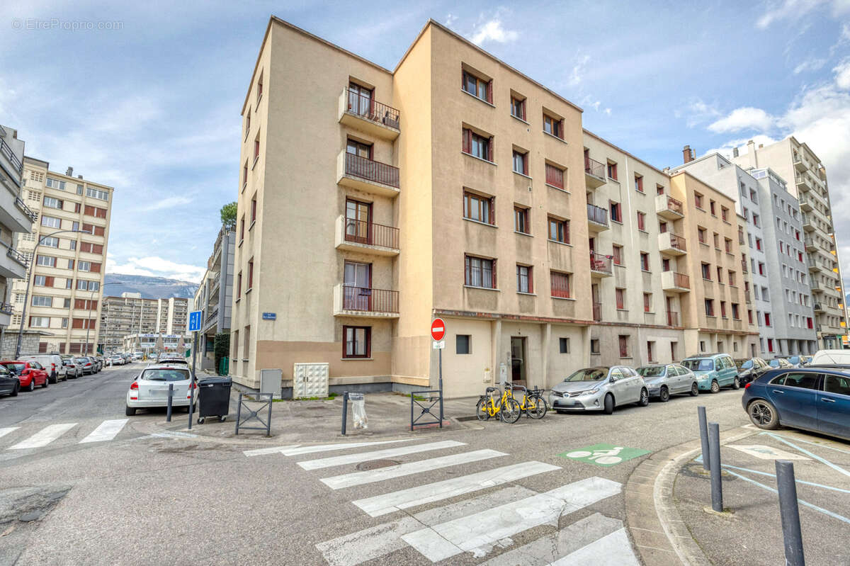Appartement à GRENOBLE