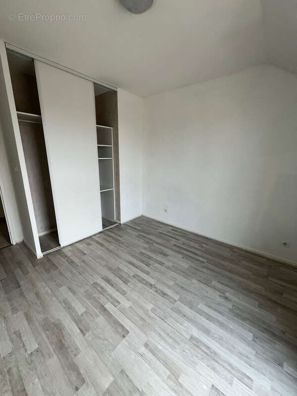 Appartement à LA FERTE-GAUCHER