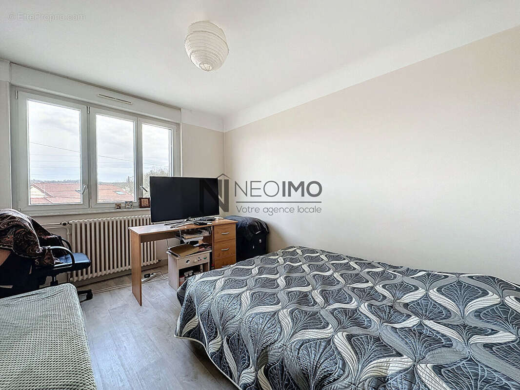 Appartement à NEUFCHATEAU