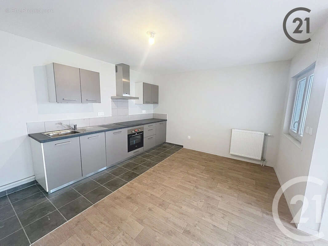 Appartement 72 m² à Auxerre  - photo 7