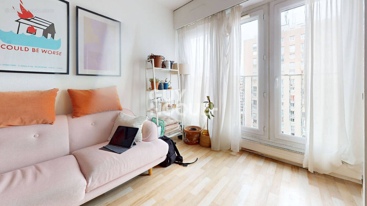 Appartement à PARIS-20E