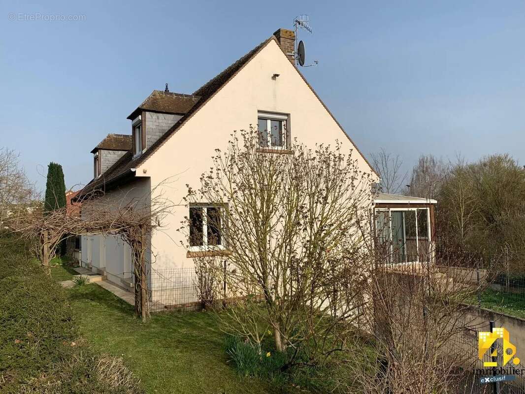Maison à MARGNY-LES-COMPIEGNE