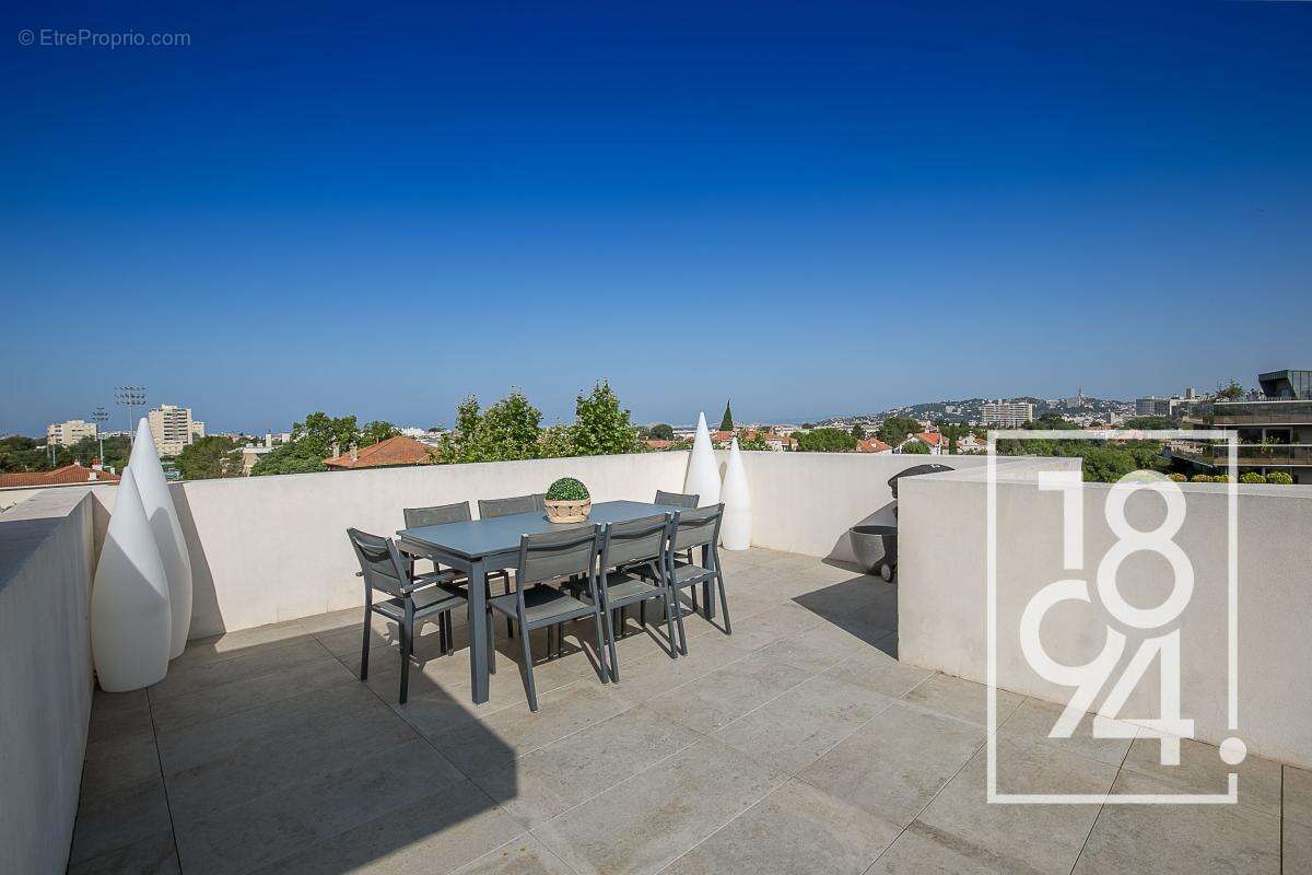 Appartement à MARSEILLE-9E