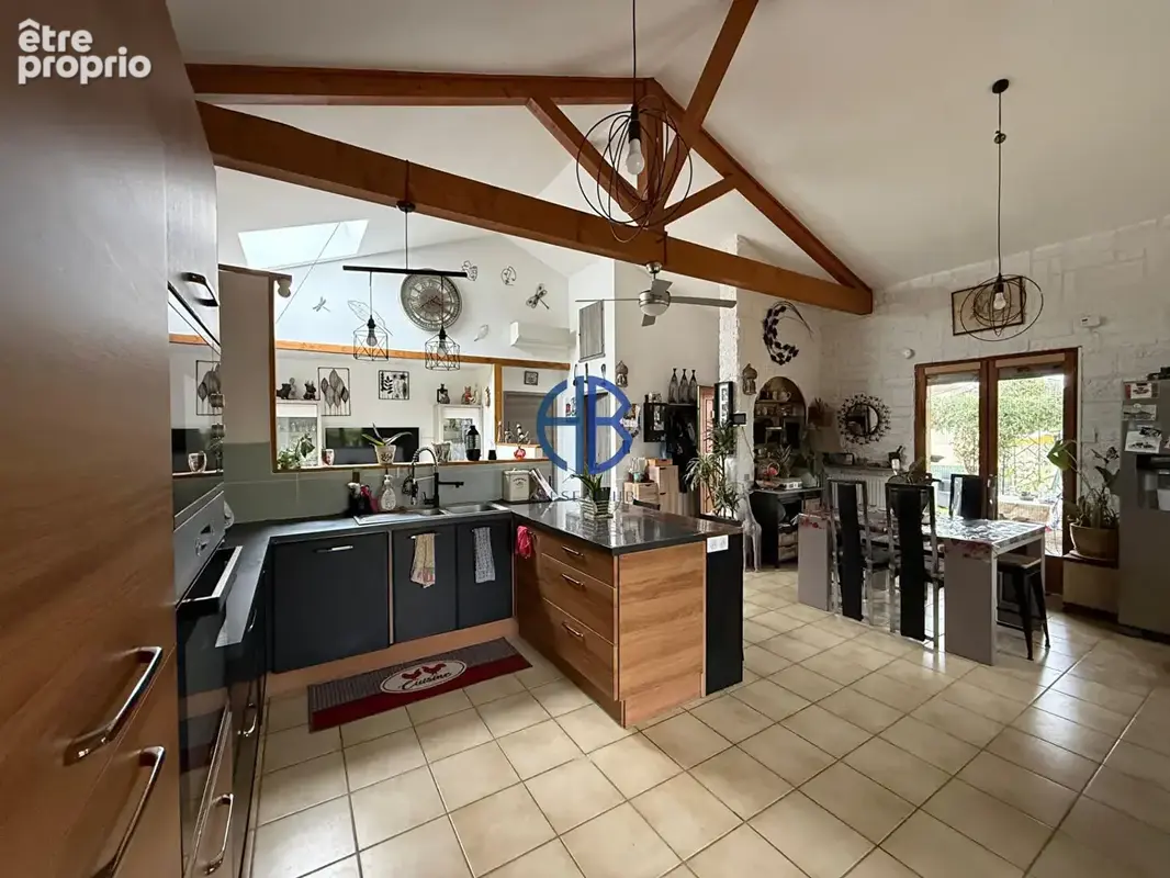 Maison de plain-pied 5 pièces avec piscine et garage - photo 2