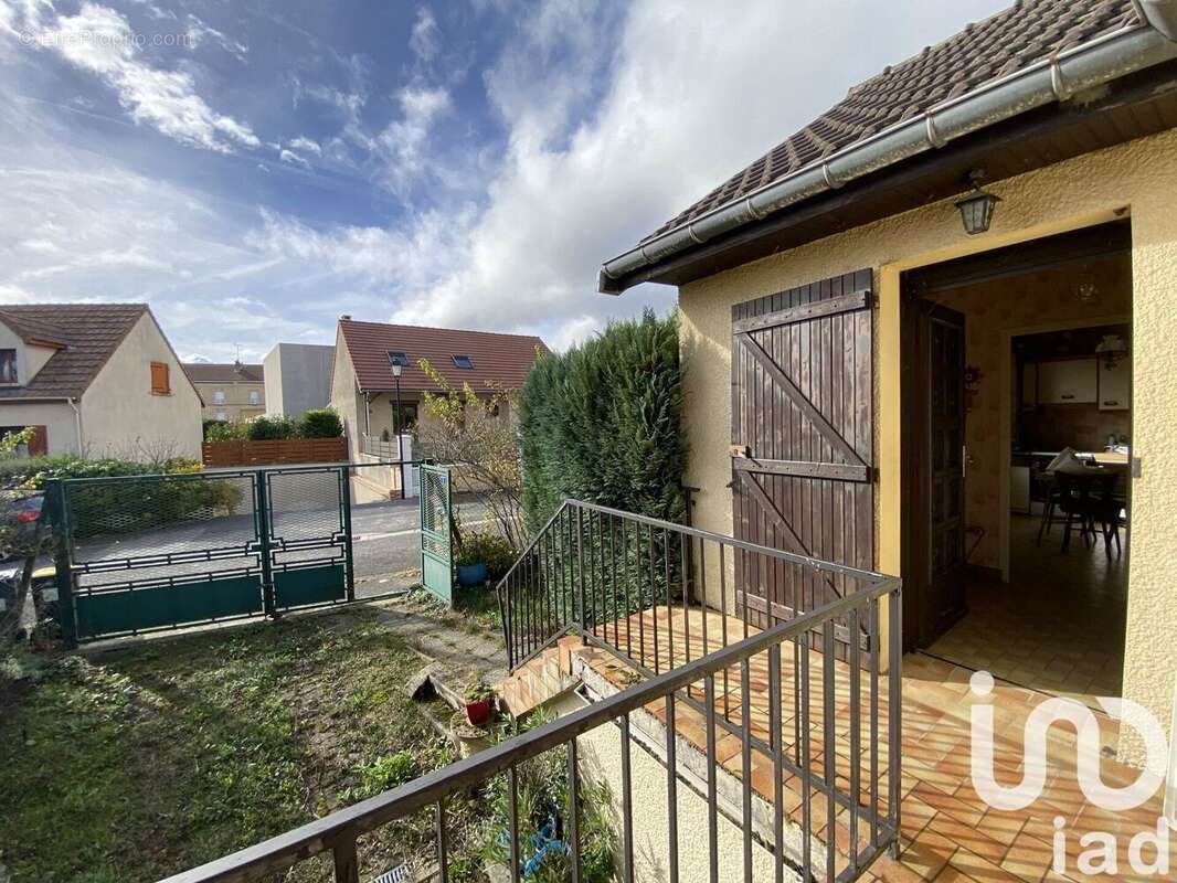 Photo 2 - Maison à TREPAIL