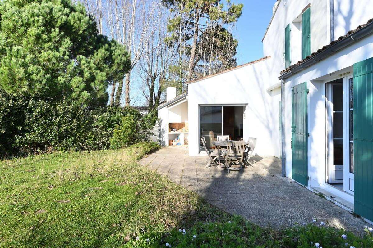 Maison à LES PORTES-EN-RE