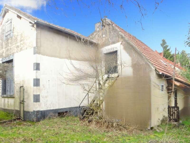 Maison de campagne à rénover – Beau potentiel – Terrain 1 060 m² - photo 16