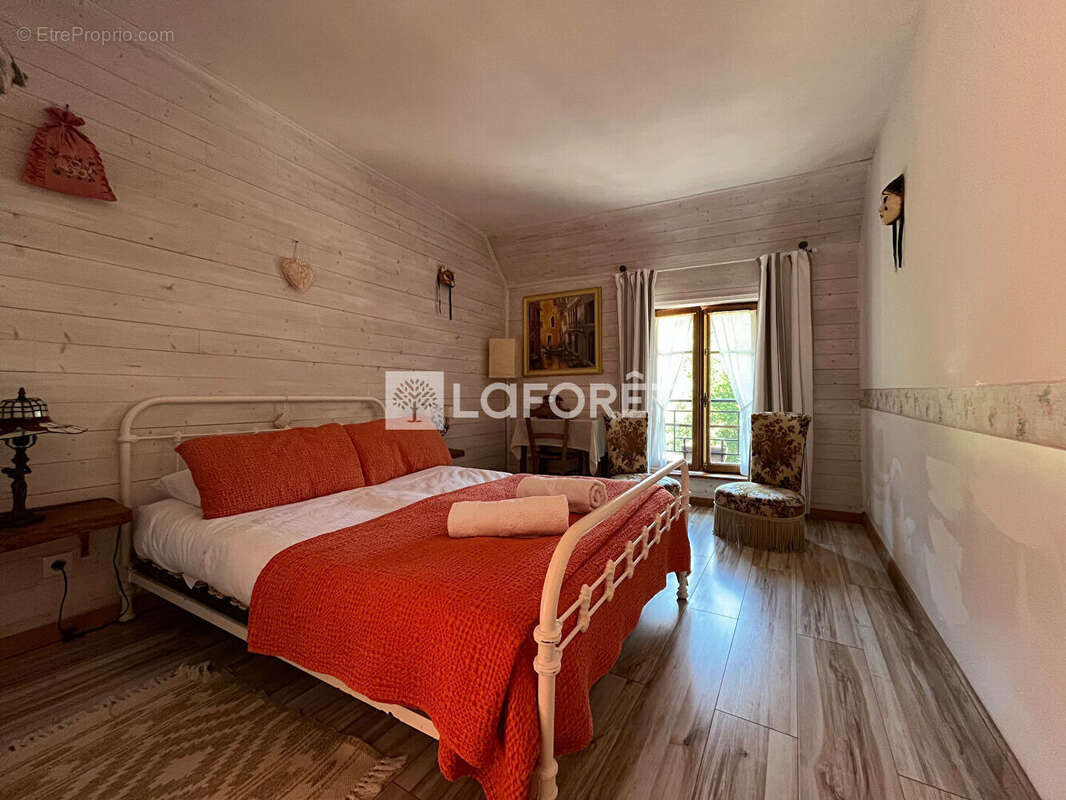 Appartement à CONQUES