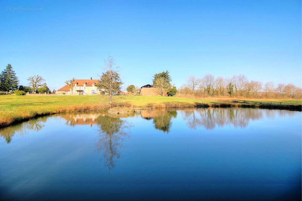 Maison à LONS-LE-SAUNIER