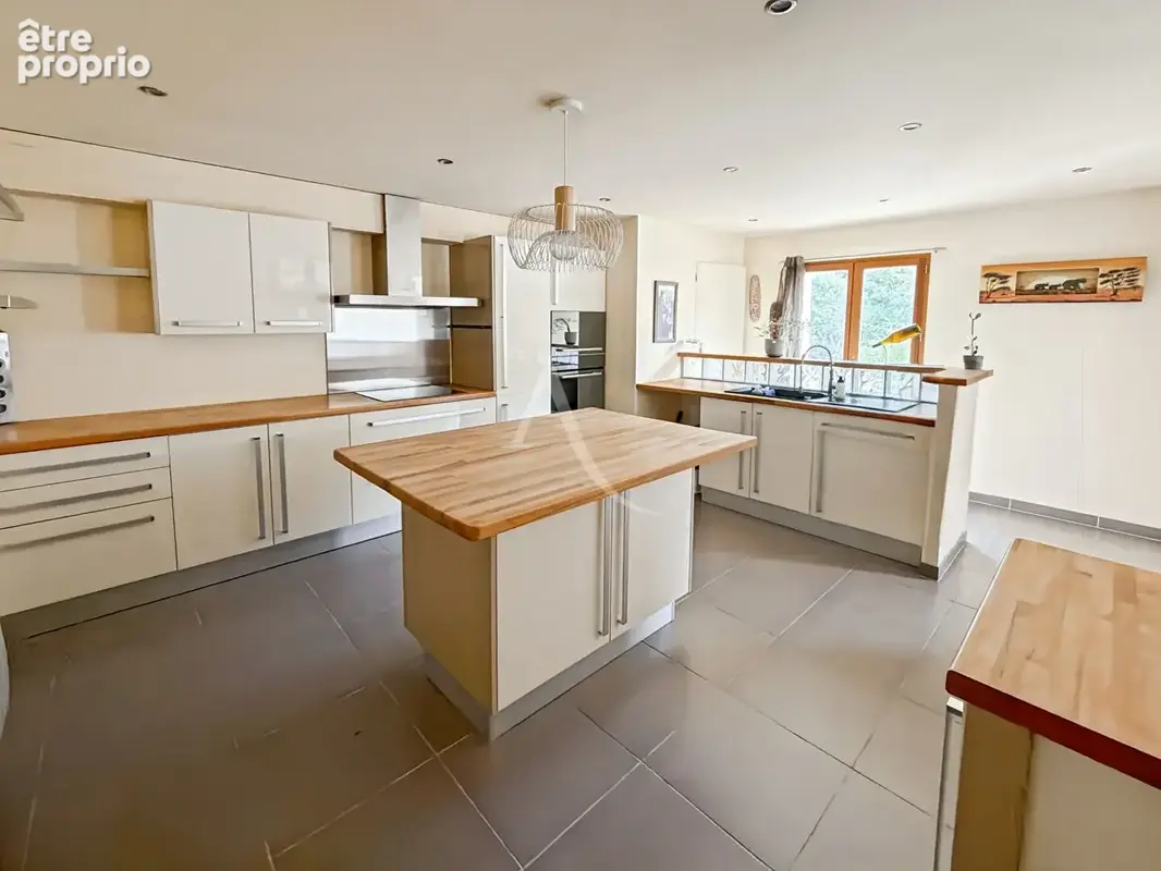 Maison 7 pièces 160 m² à vendre à Jouy-Le-Moutier (95280) - photo 3