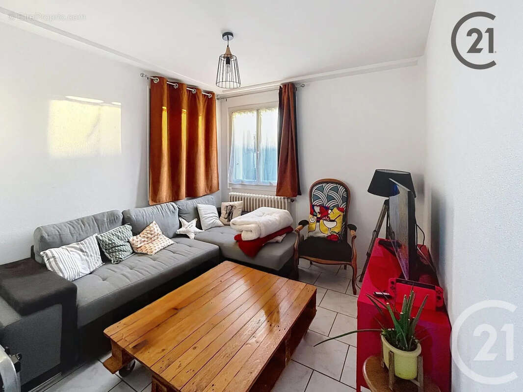 Appartement à SAINT-GEORGES-SUR-BAULCHE