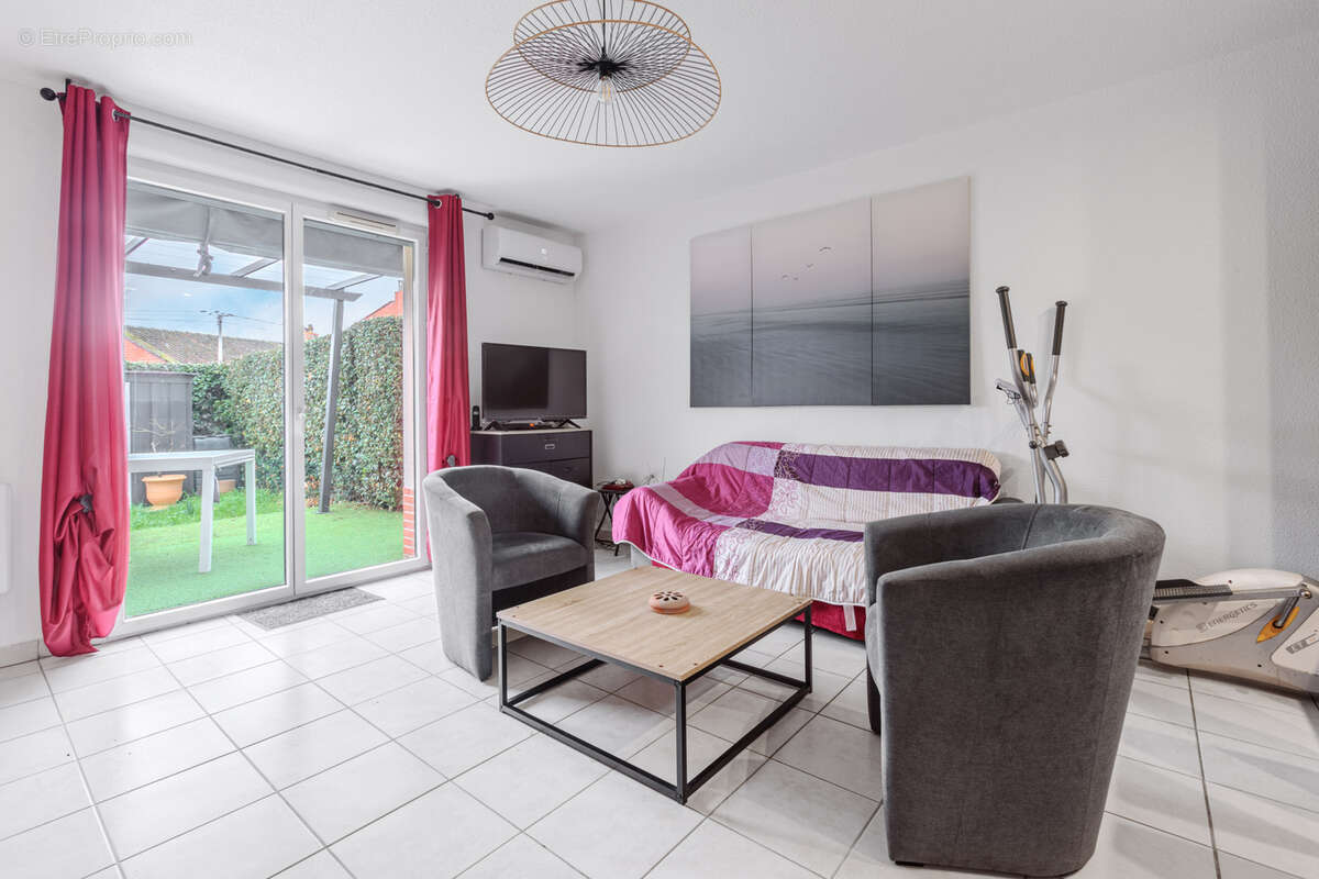 Maison à FENOUILLET