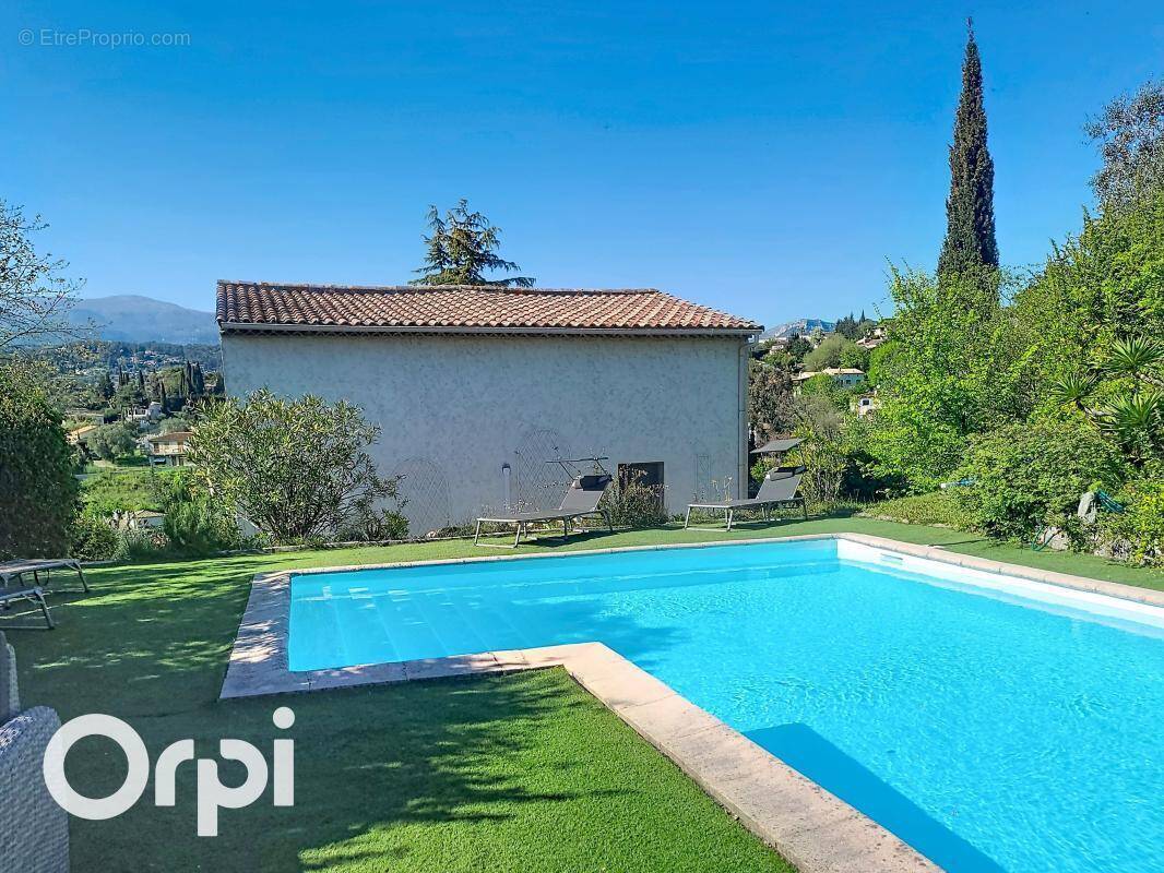 Maison à LA COLLE-SUR-LOUP