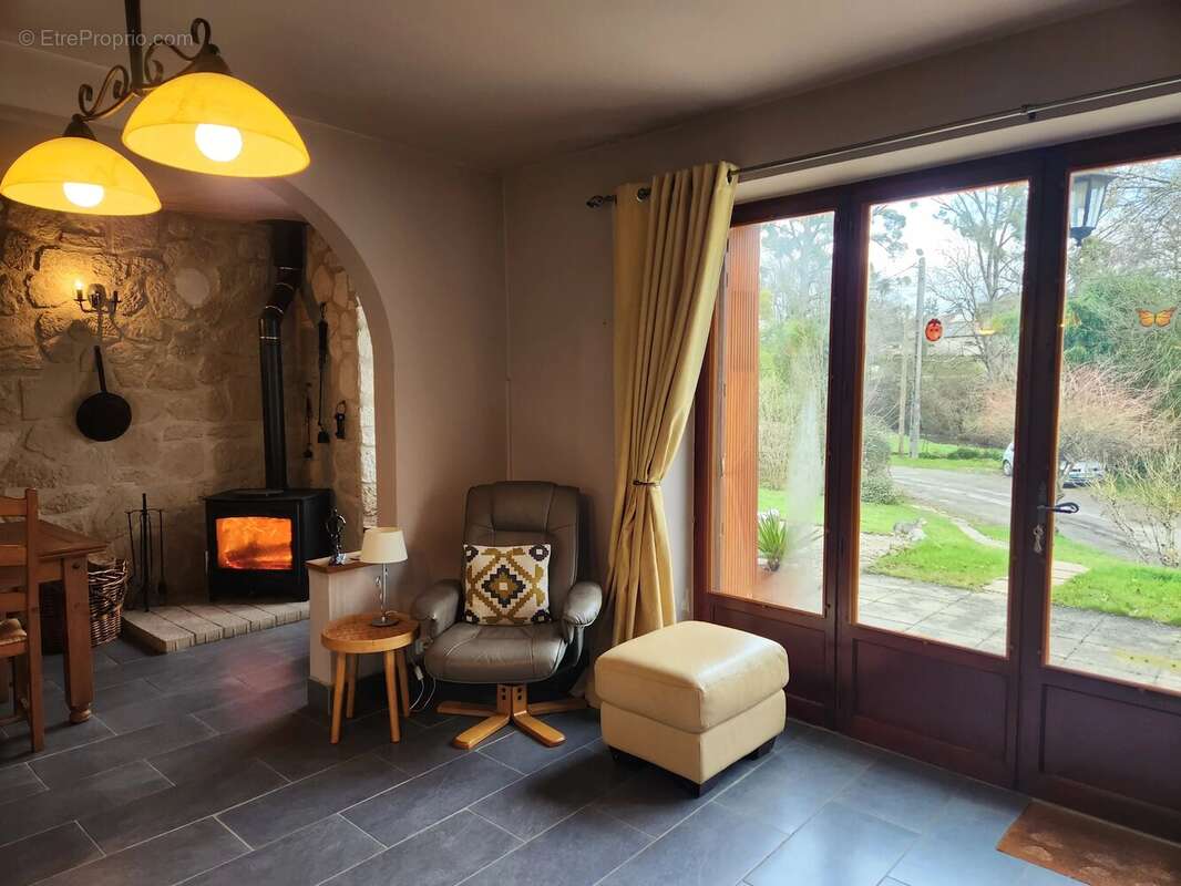 Maison à ORADOUR-SAINT-GENEST