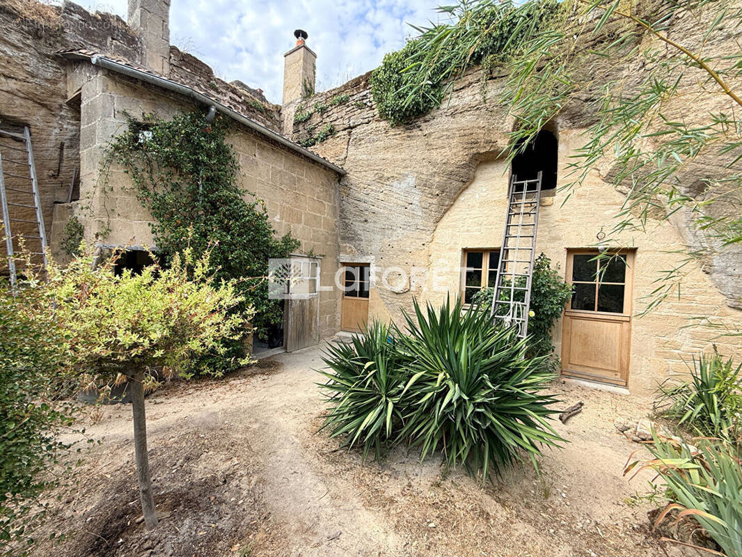 Maison à DOUE-LA-FONTAINE