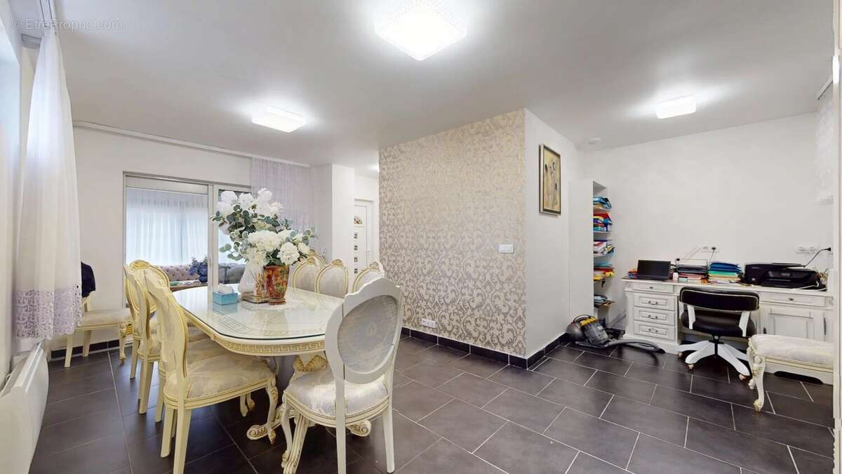 Maison à MONTFERMEIL