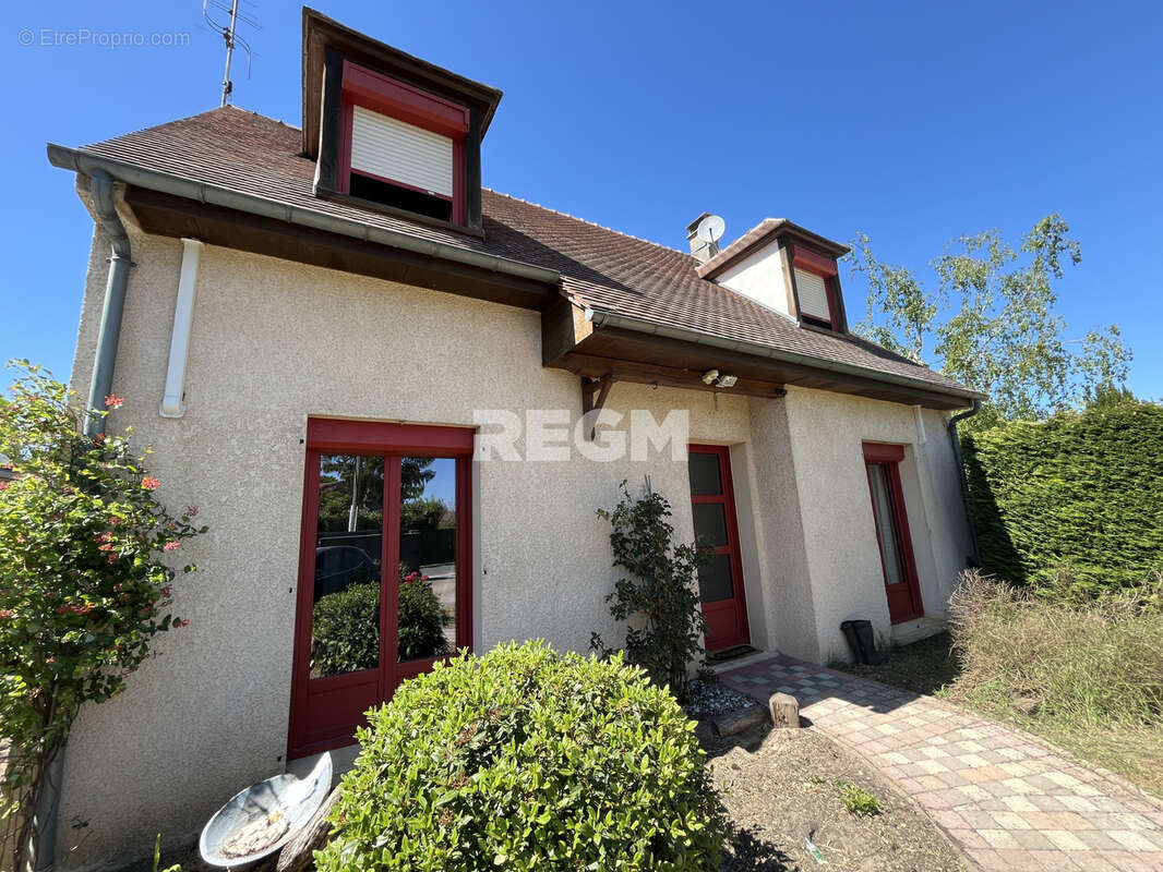 Maison à VILLIERS-SOUS-GREZ
