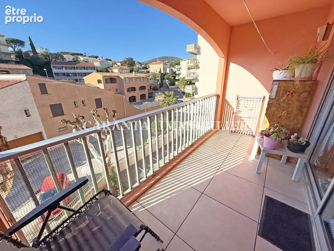 Vente appartement 2 pièces Sainte-Maxime centre ville à pied résidence avec piscine - photo 5