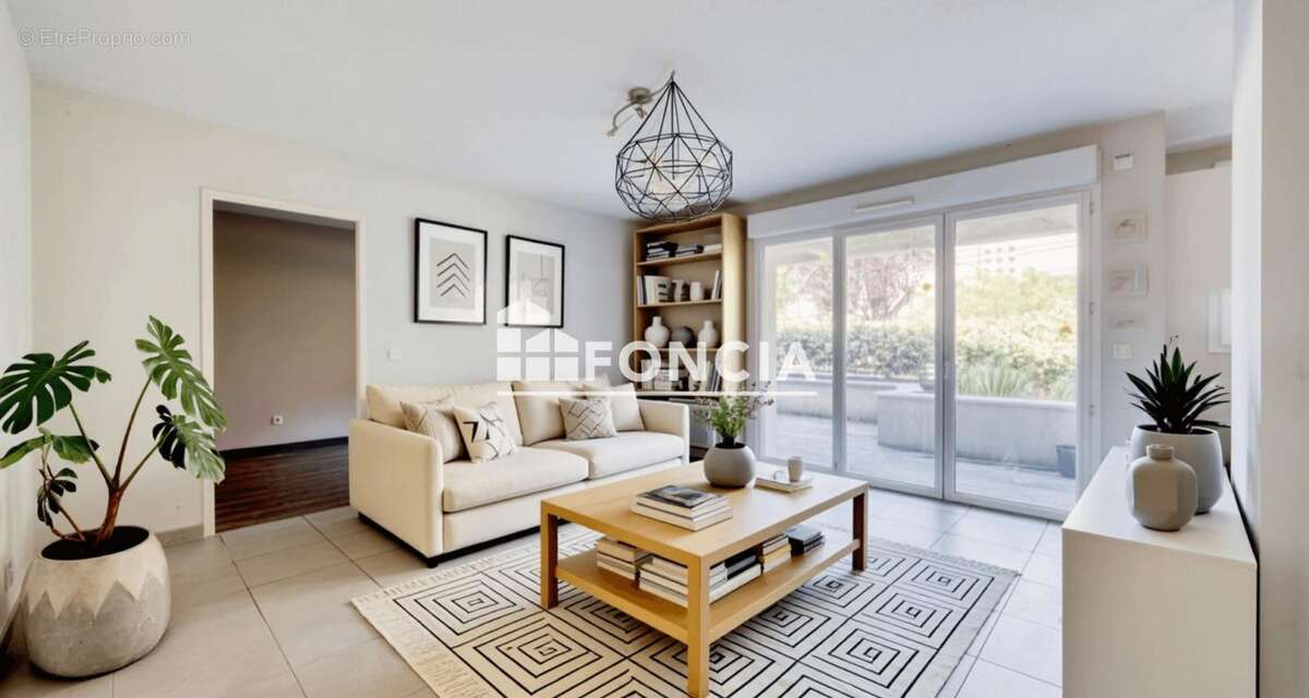Appartement à BORDEAUX