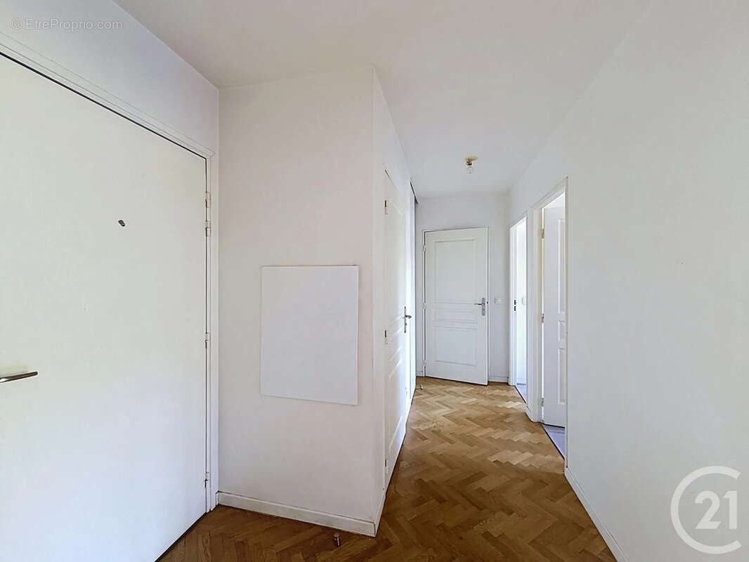 Appartement 54 m² à Avon  - photo 8