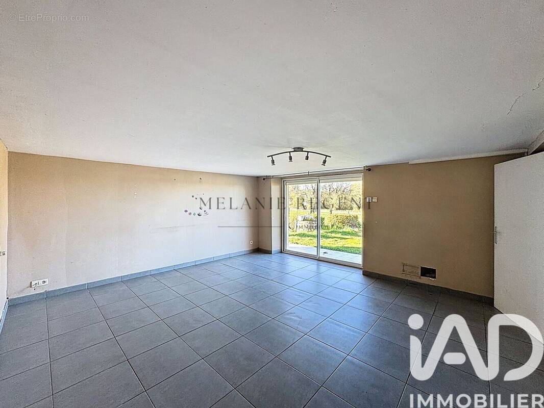 Photo 1 - Maison à BAINS-SUR-OUST