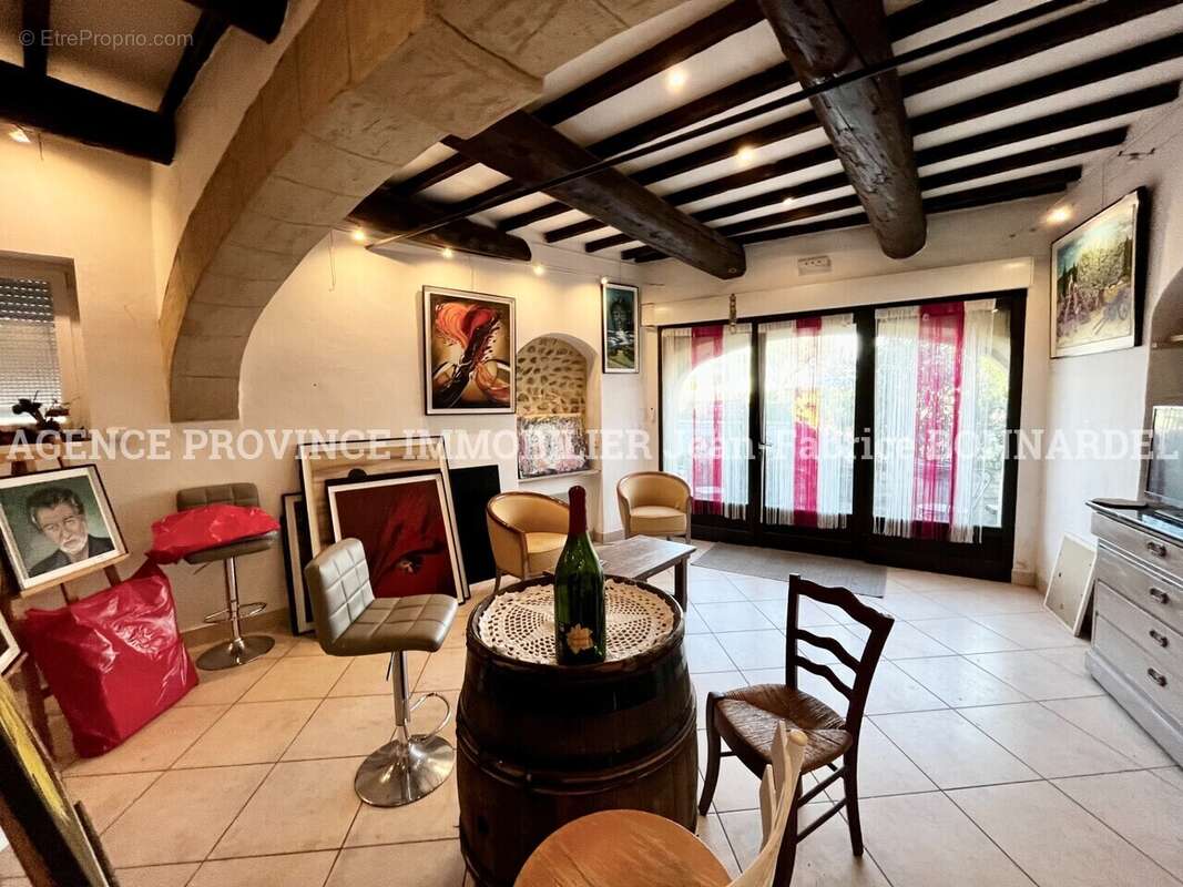 Maison à ROCHEBRUNE