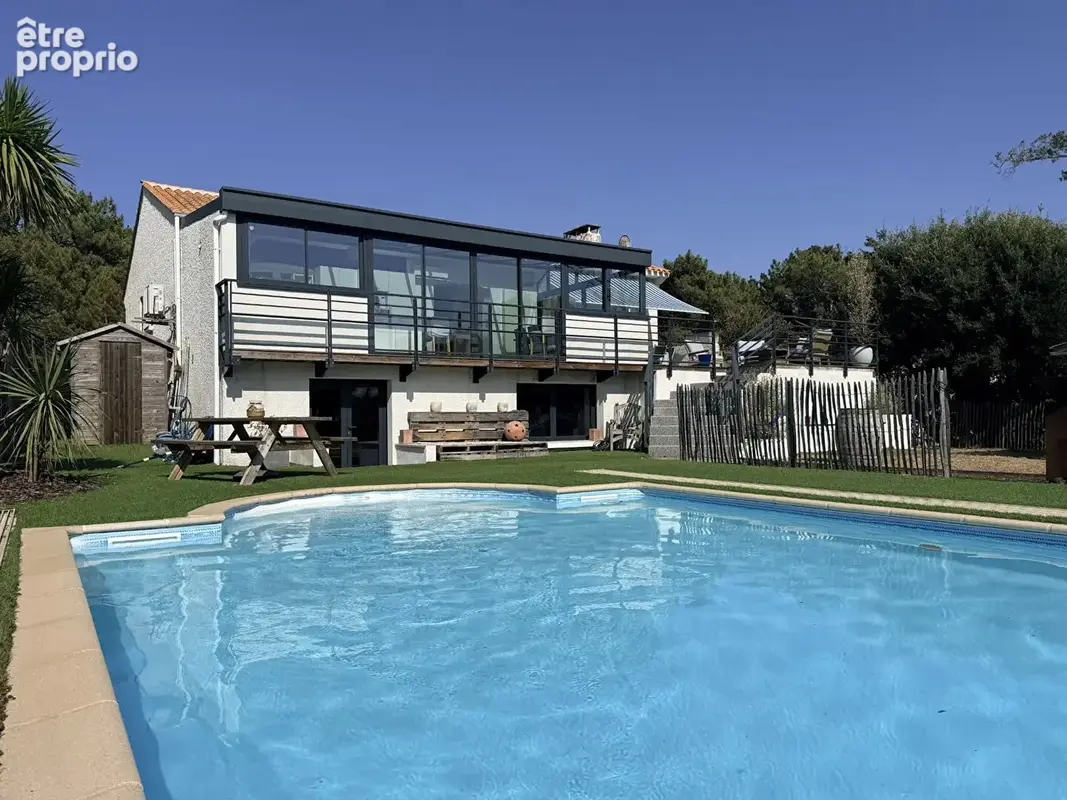 Photo Maison à Talmont-Saint-Hilaire au prix de 999 000€