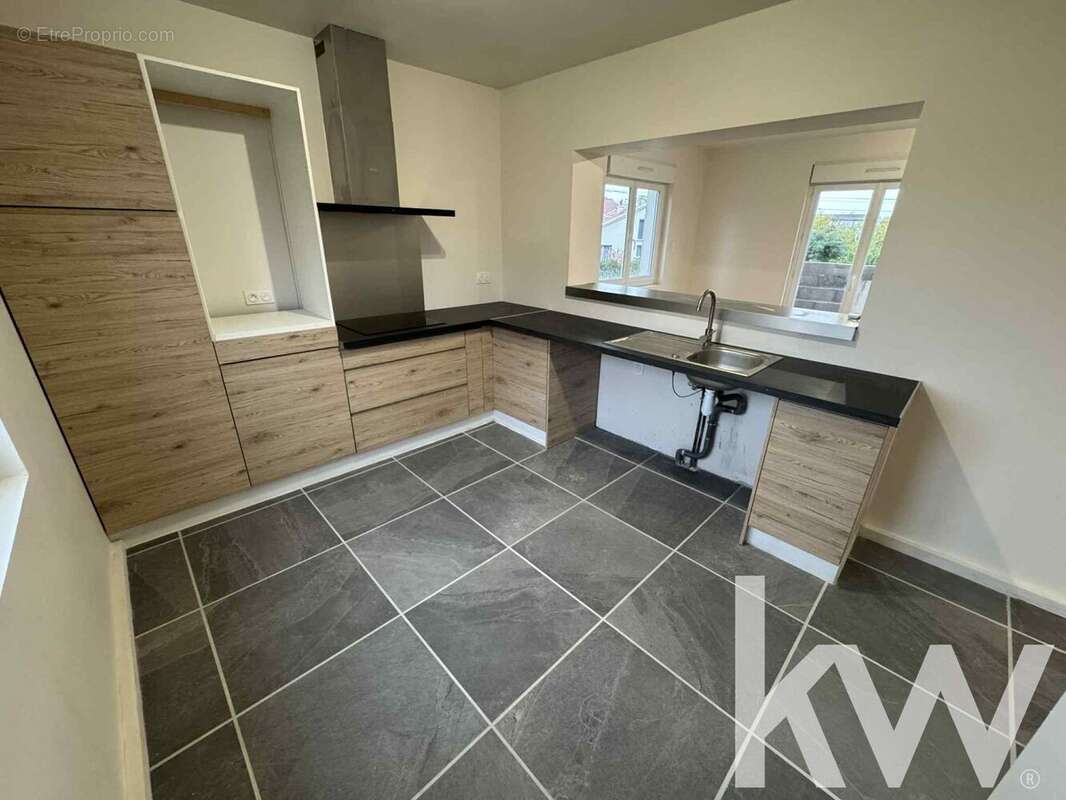 Maison à PONT-DU-CHATEAU