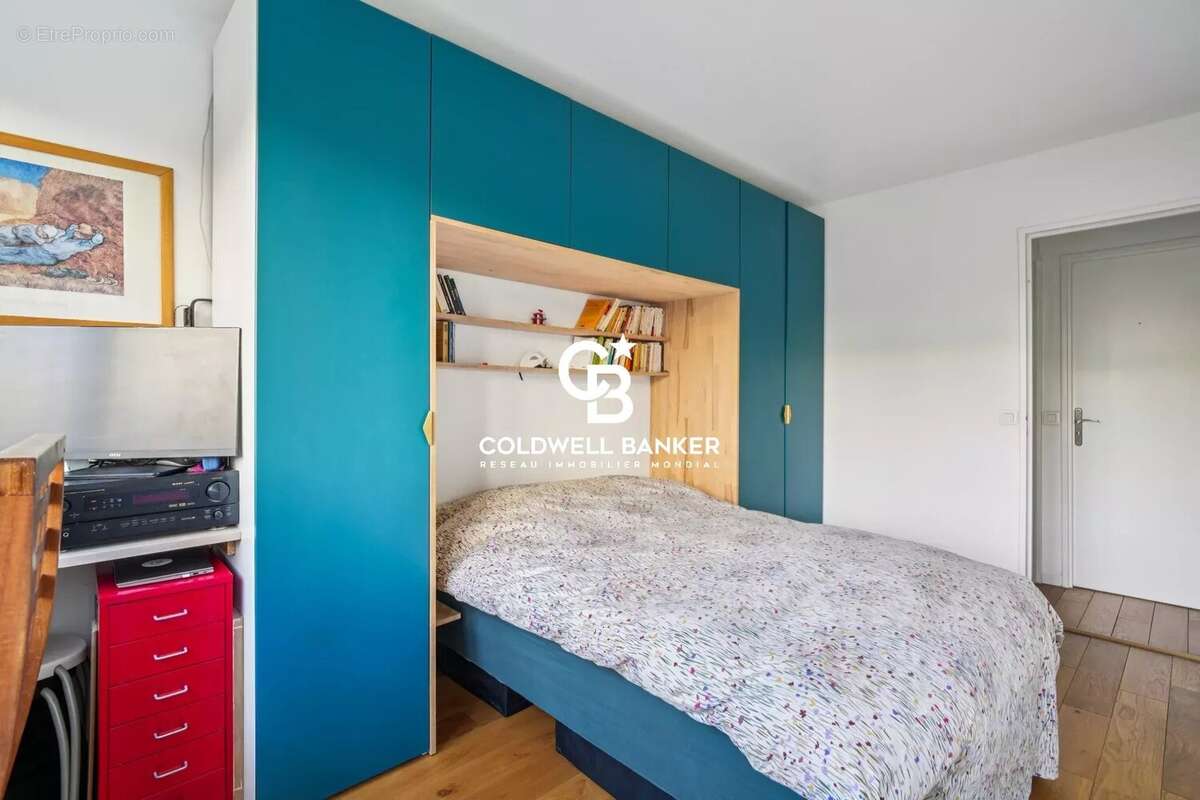 Appartement à PARIS-19E
