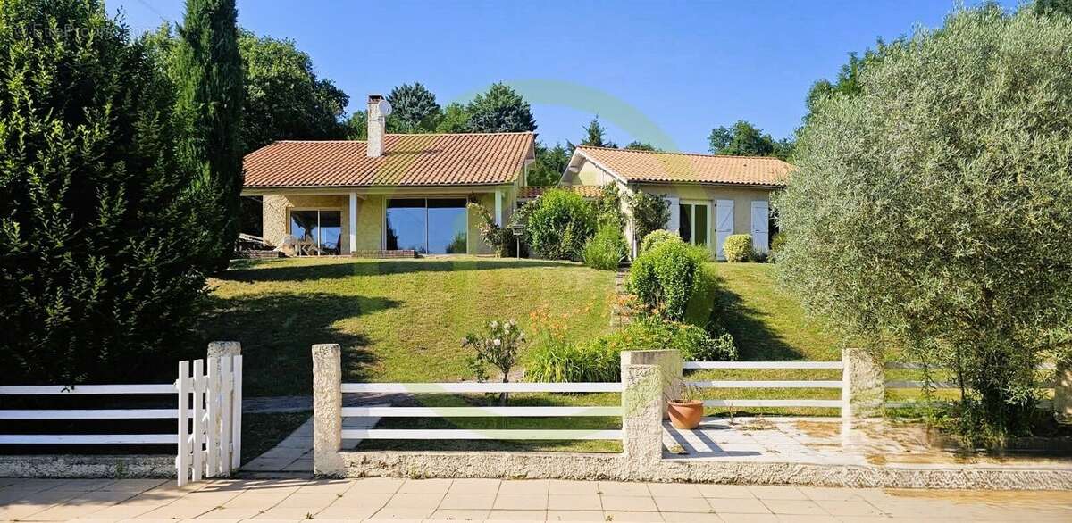 Maison à BELLEGARDE-POUSSIEU