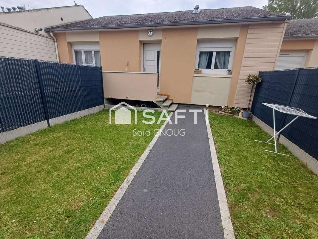 Photo 2 - Maison à SAINT-QUENTIN
