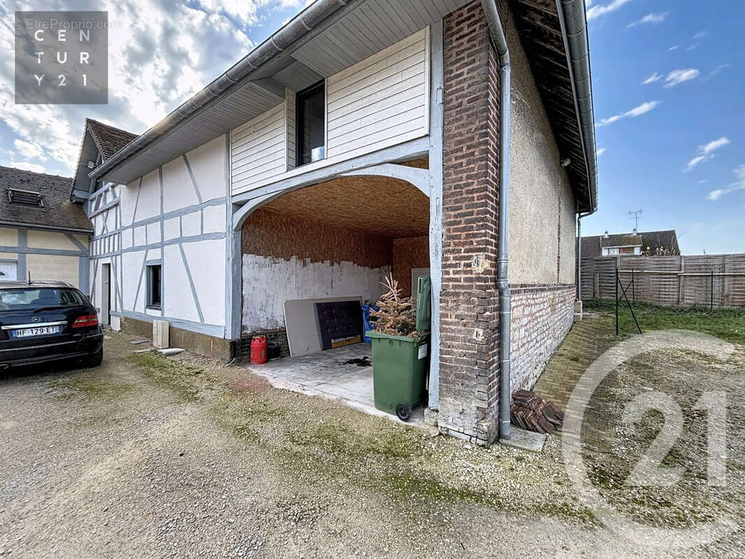 Maison 189 m² à Les Noes-Pres-Troyes  - photo 2