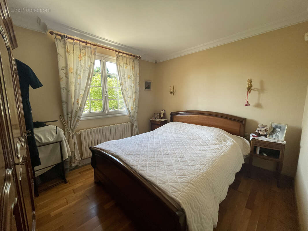 Maison à LOUZAC-SAINT-ANDRE