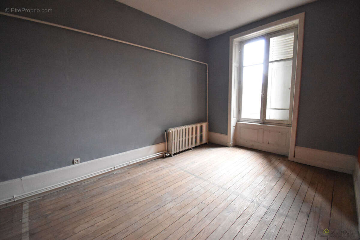 Appartement à BRUYERES
