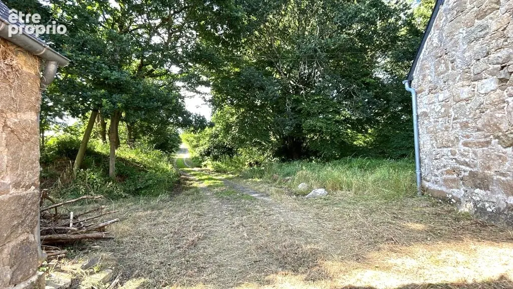 Longère rénovée avec dépendances et terrain - photo 16
