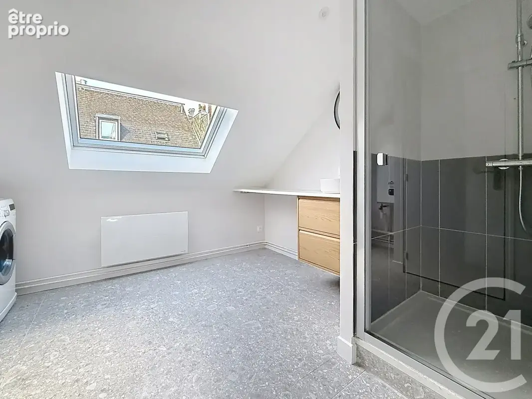 Appartement 1 pièce 25 m² à vendre à Lille (59800) - photo 5