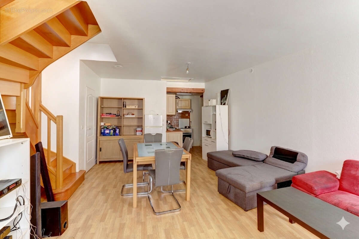 Appartement à VERTAIZON