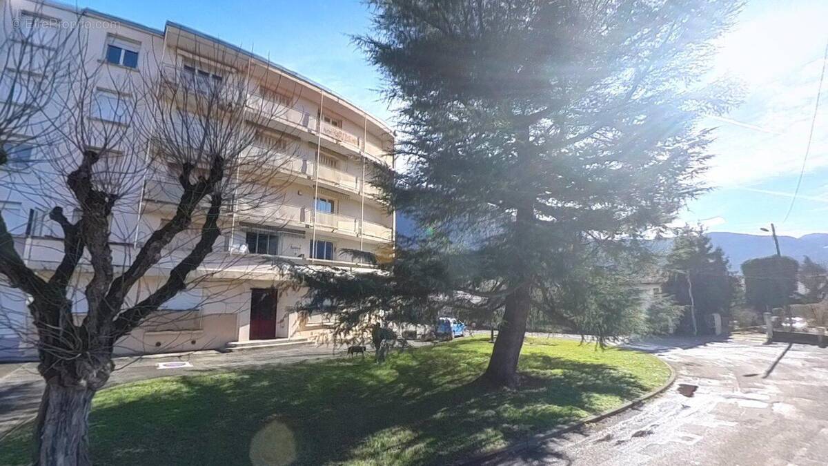 Photo 1 - Appartement à VIZILLE