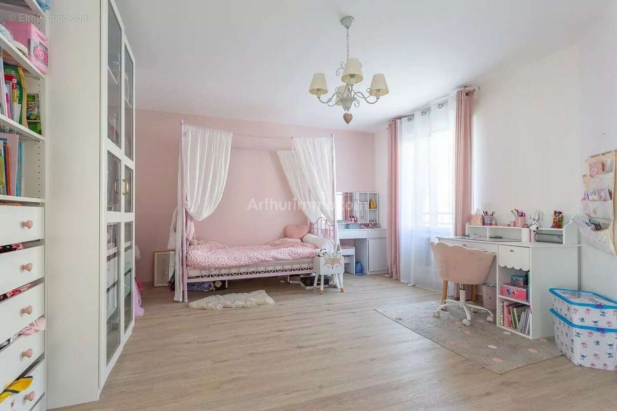 Appartement à MONTLHERY