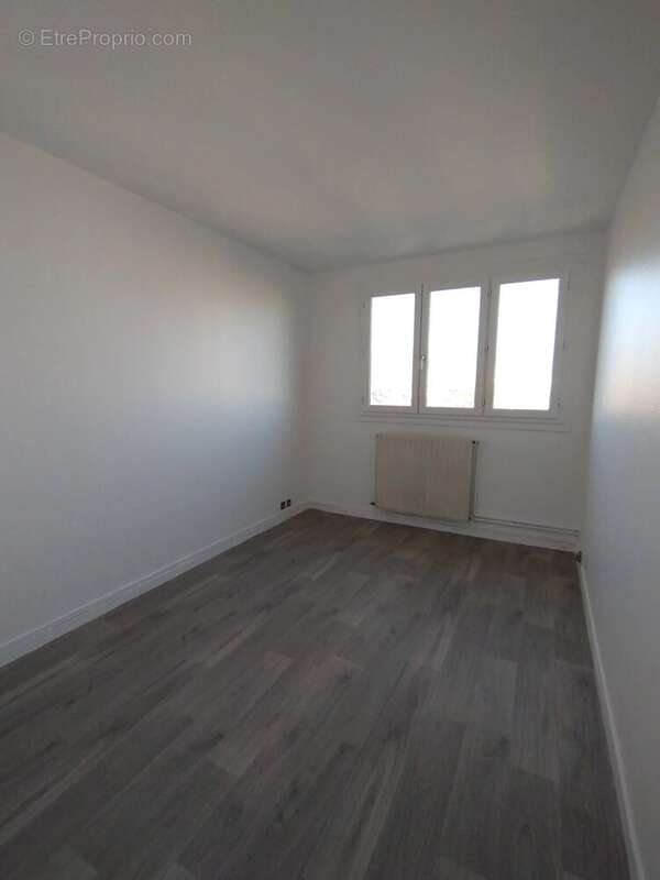 Appartement à BONDY