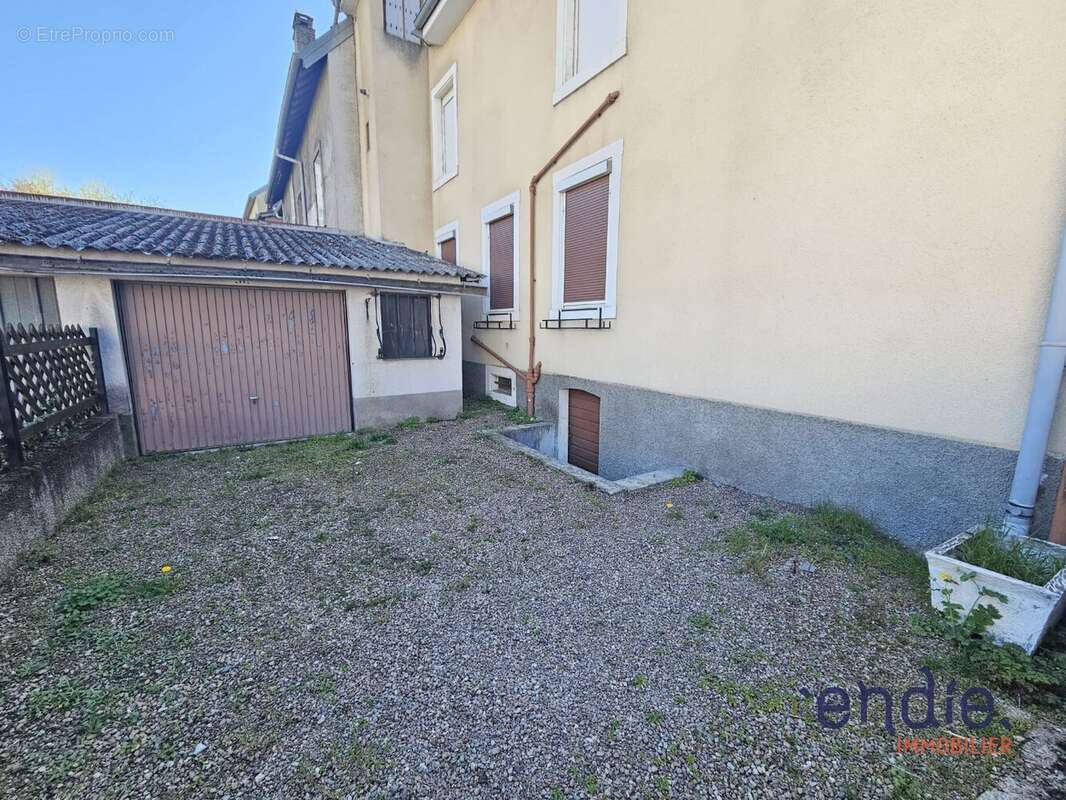 Appartement à VALDOIE