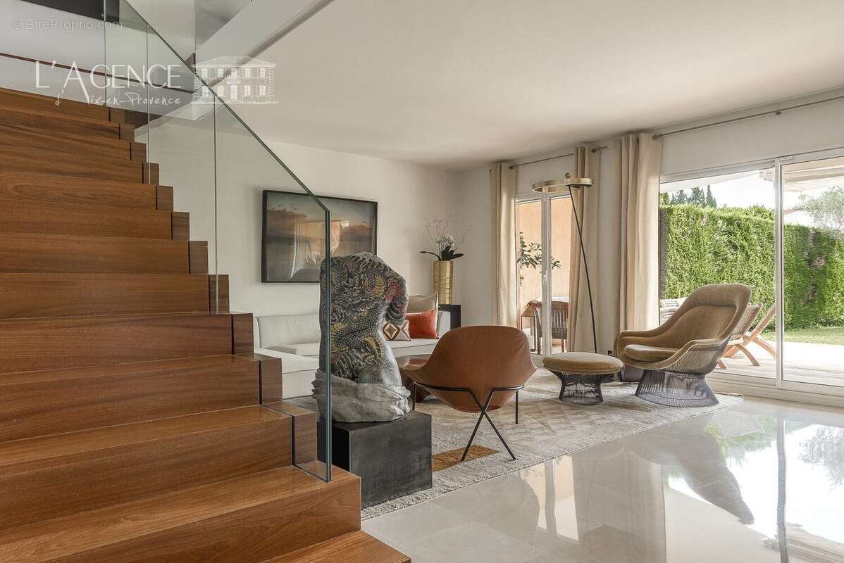 Appartement à AIX-EN-PROVENCE